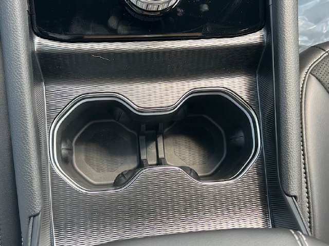 New 2025 Jeep Grand Cherokee L Altitude AWD/4WD image 31