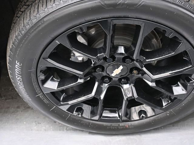 Used 2023 Chevrolet Tahoe High Country image 34