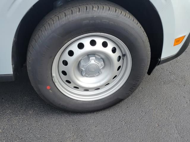 New 2025 Ford Maverick XL w/ Equipment Group 101A image 9