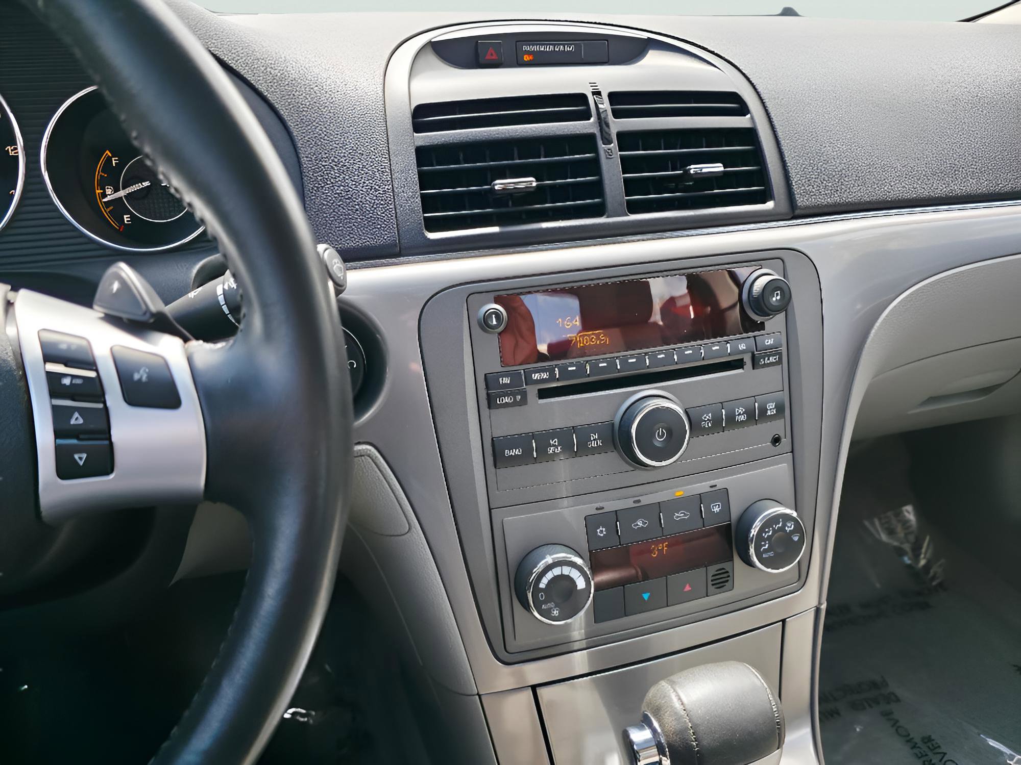 Used 2008 Saturn Aura XR w/ Premium Trim Package image 29