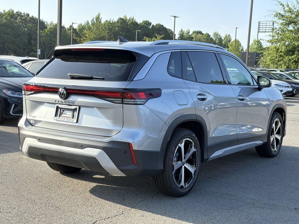 New 2026 Volkswagen Tiguan SE FWD image 5