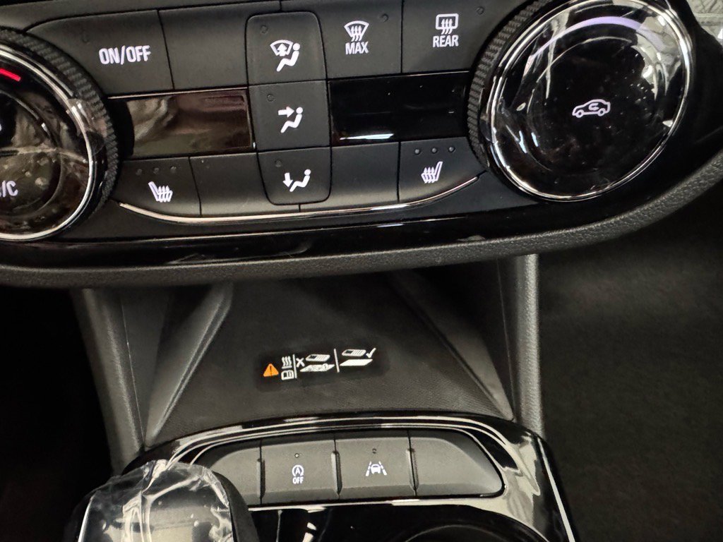 New 2026 Buick Envista Sport Touring w/ Convenience I Package image 19