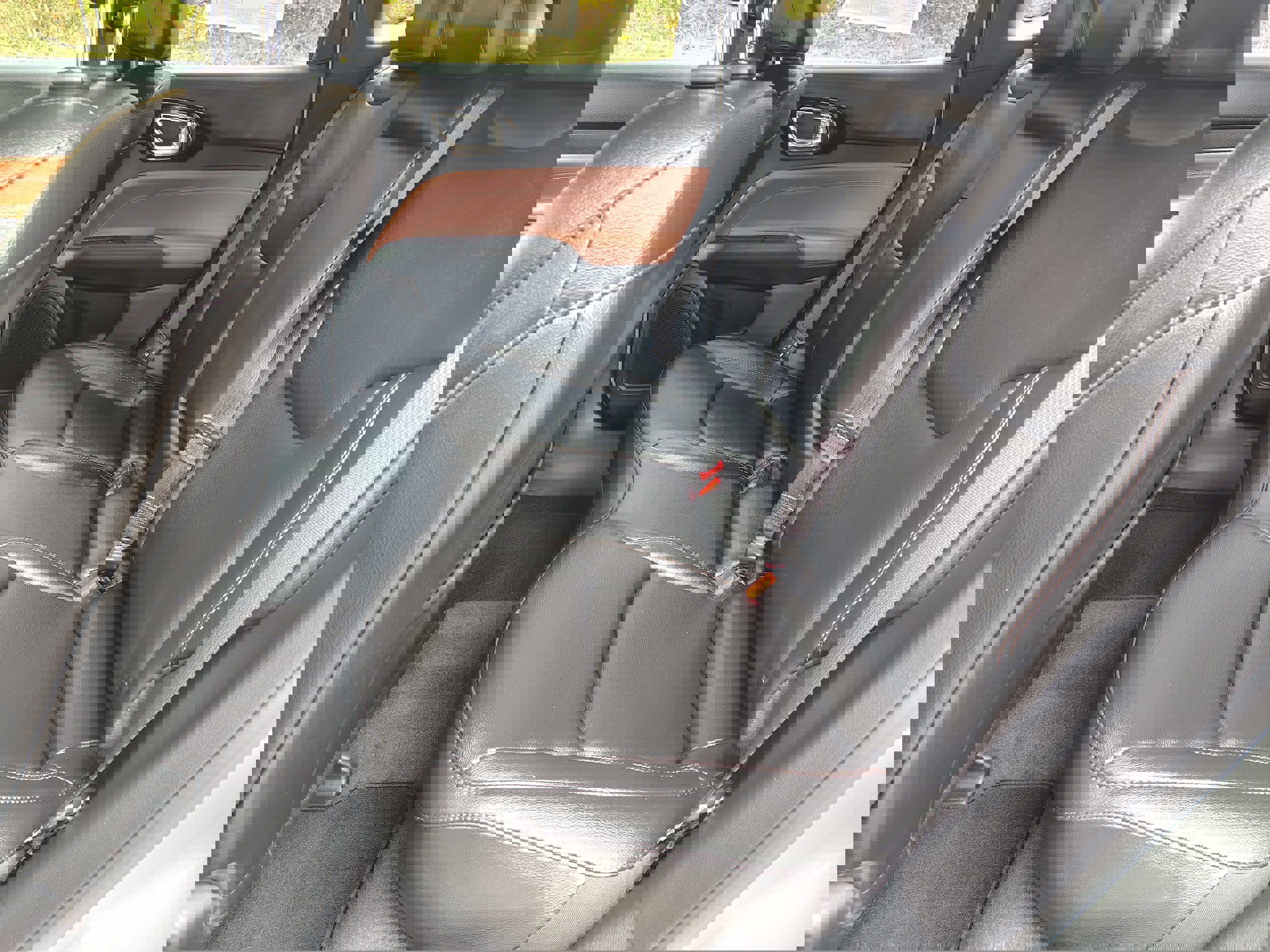 Certified 2024 Jeep Compass Limited image 19