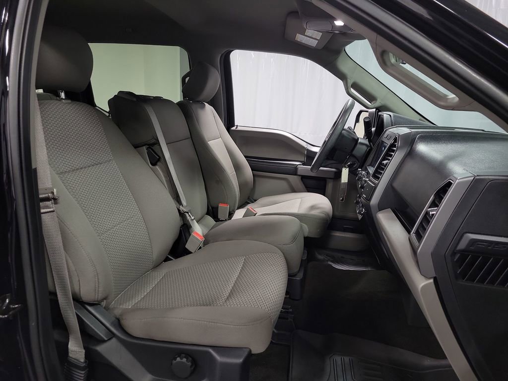 Used 2020 Ford F150 XLT image 25