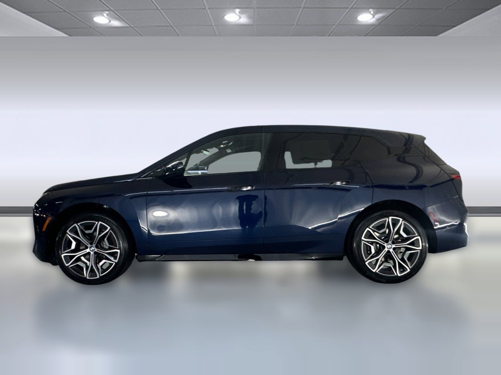 Used 2026 BMW iX xDrive45 image 2