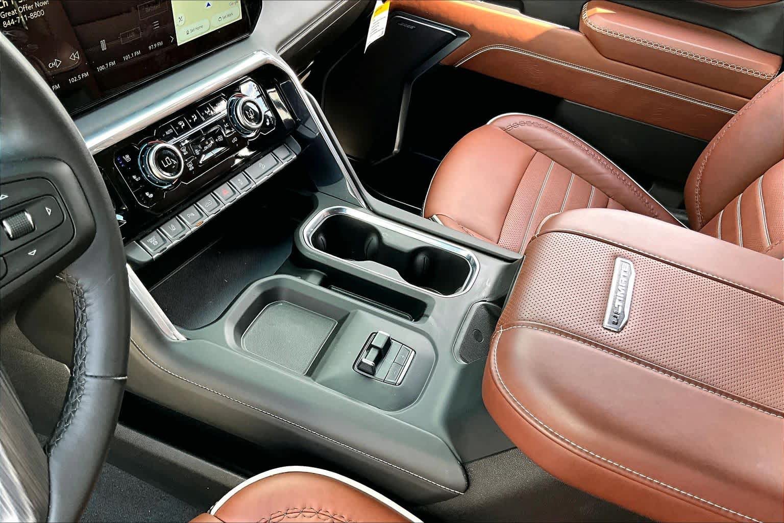 Used 2025 GMC Sierra 2500 Denali Ultimate AWD/4WD image 15