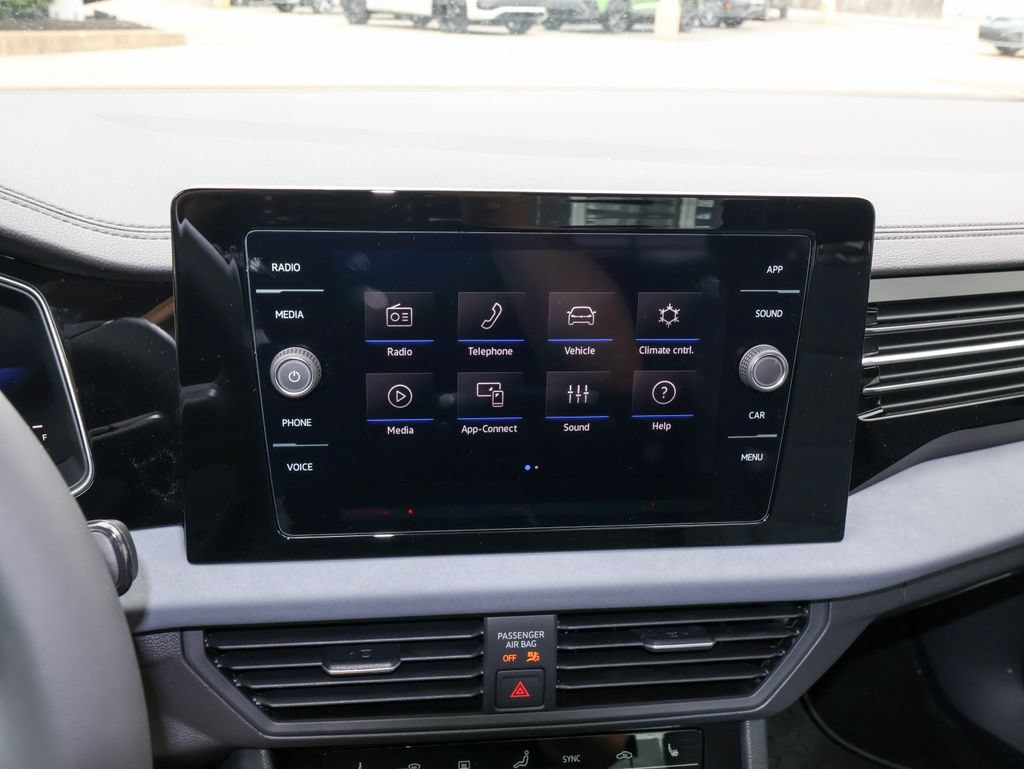 New 2026 Volkswagen Jetta SE FWD image 18