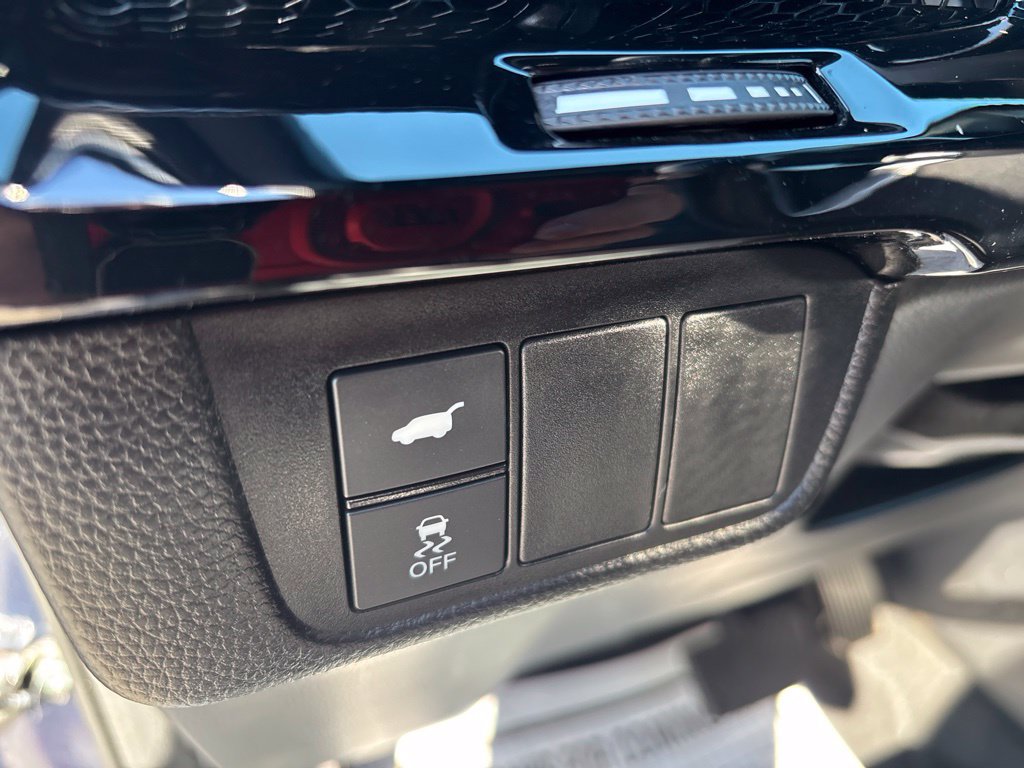 Used 2025 Honda CR-V Sport Touring image 18