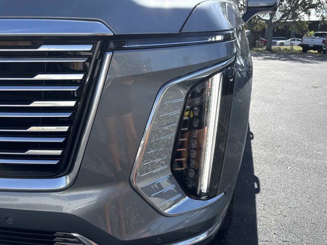 Certified 2026 Cadillac Escalade Platinum Luxury AWD/4WD image 12