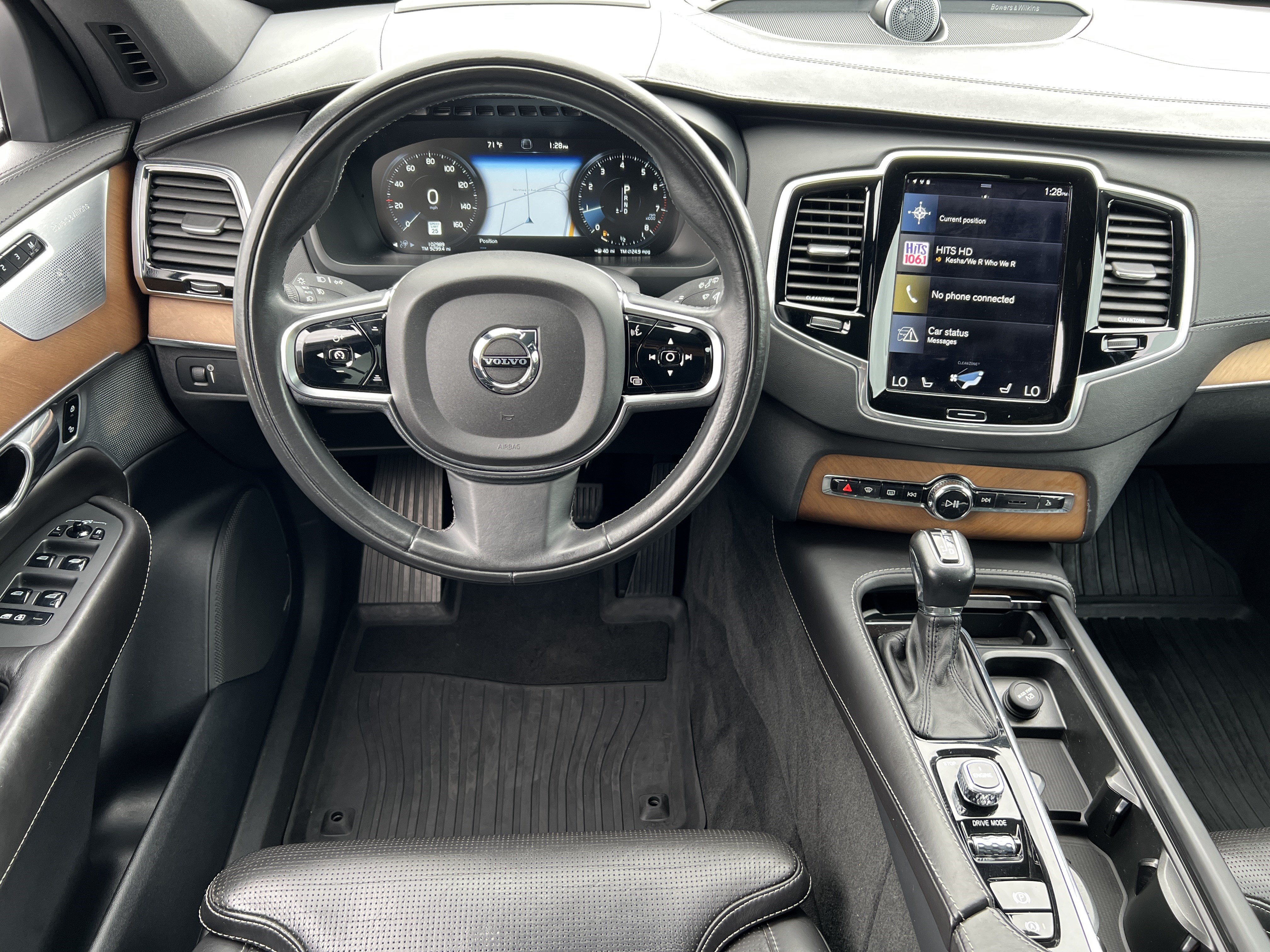 Used 2016 Volvo XC90 T6 Inscription w/ Vision Package AWD/4WD image 35