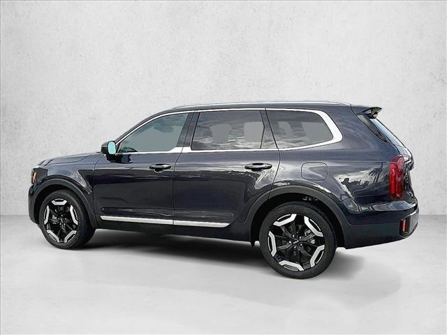 Used 2025 Kia Telluride S image 5