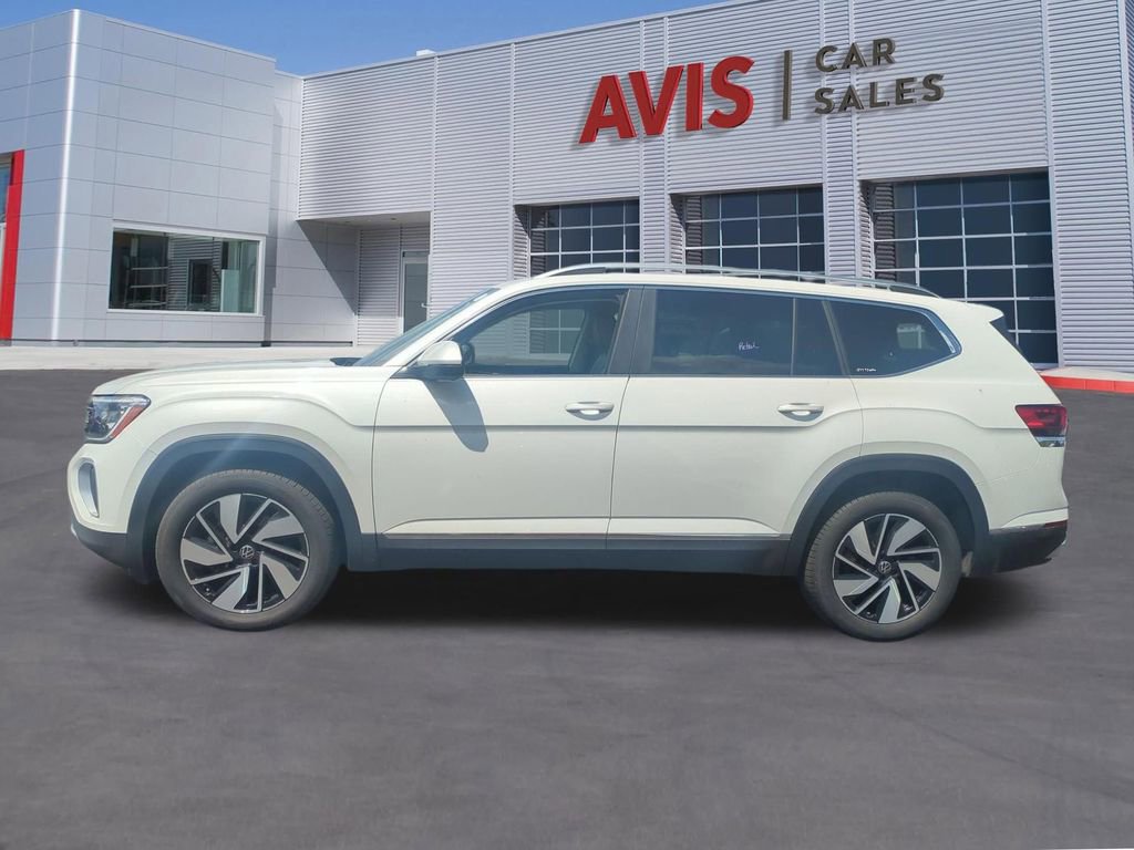Used 2025 Volkswagen Atlas SEL AWD/4WD image 11