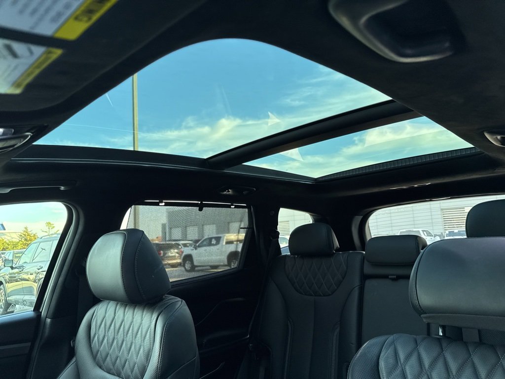 Used 2021 Hyundai Santa Fe Calligraphy image 18