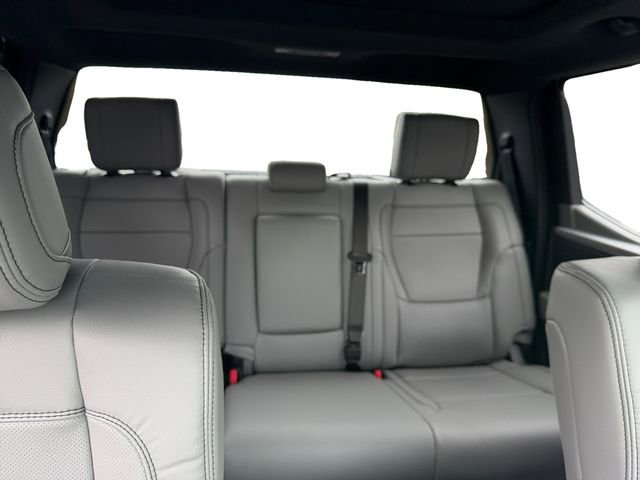 New 2026 Toyota Tundra Limited AWD/4WD image 18