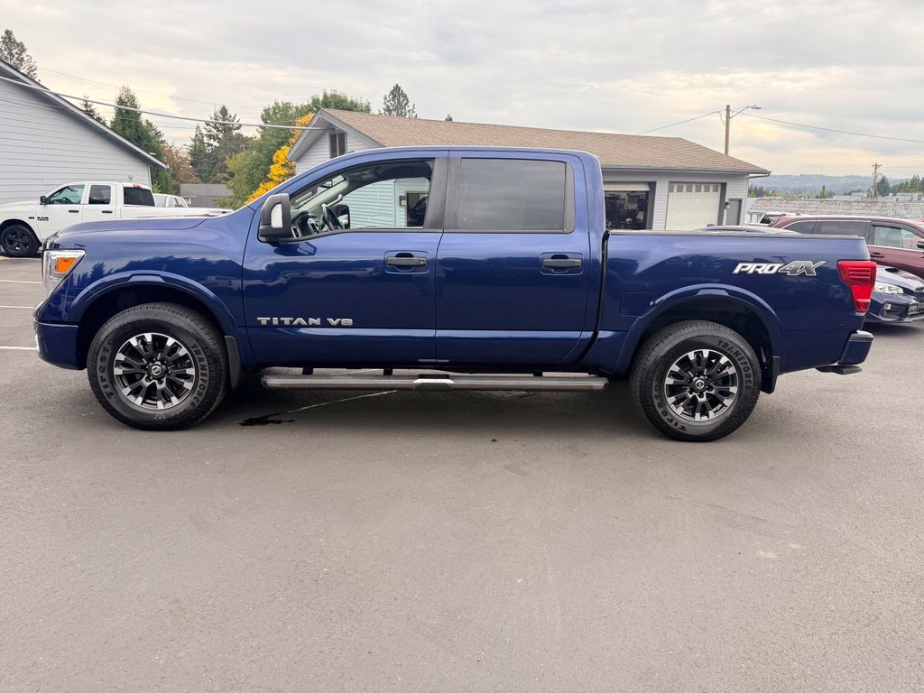 Used 2018 Nissan Titan PRO-4X AWD/4WD image 2