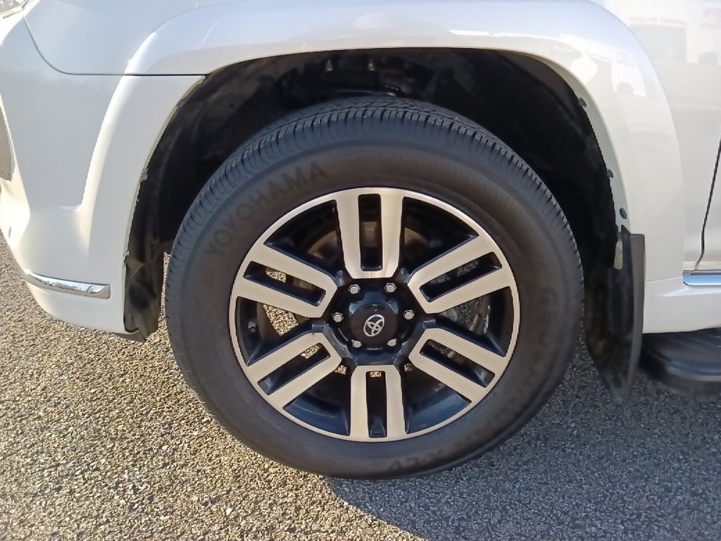 Used 2020 Toyota 4Runner Limited image 10