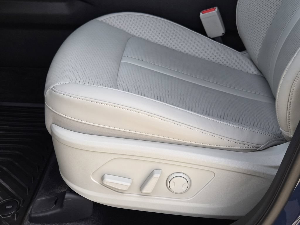 New 2025 Kia Sorento S w/ Panoramic Sunroof Package FWD image 19
