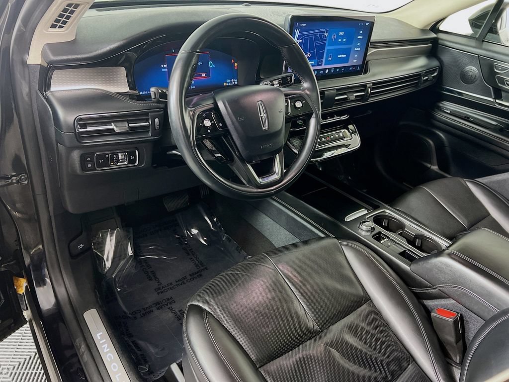 Used 2023 Lincoln Corsair Grand Touring AWD/4WD image 9