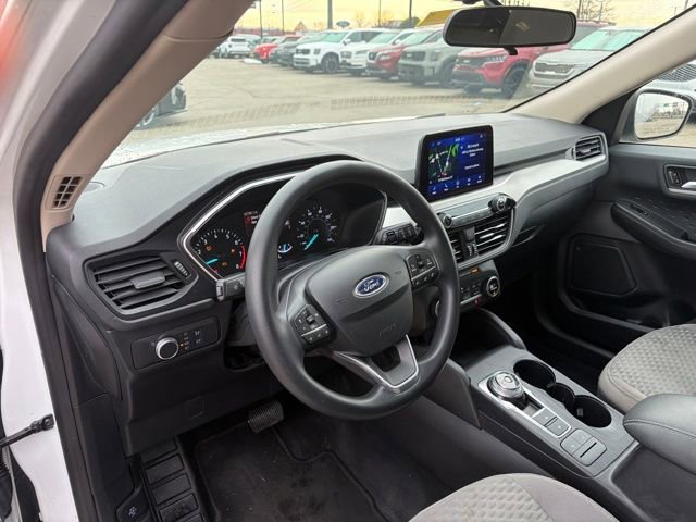 Used 2020 Ford Escape SE image 28