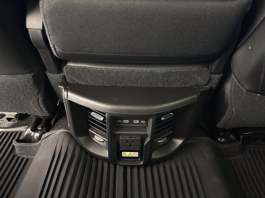 Certified 2026 RAM 2500 Laramie AWD/4WD image 39