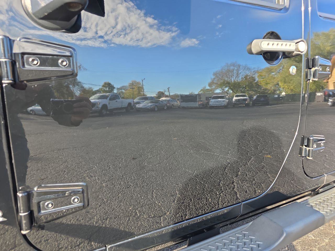 Used 2011 Jeep Wrangler Unlimited Sahara w/ Dual Top Group image 33