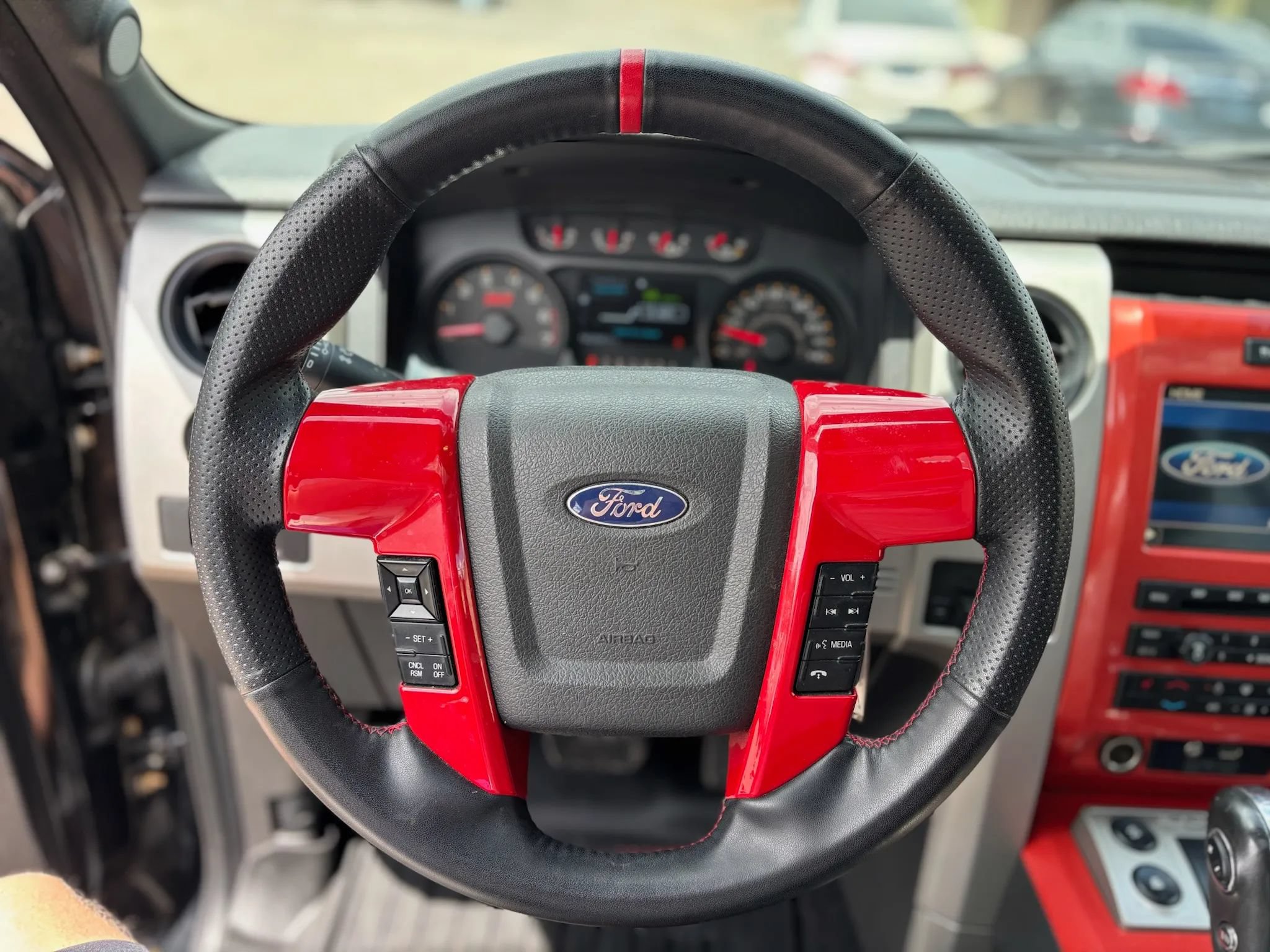 Used 2011 Ford F150 Raptor w/ Raptor Luxury Pkg AWD/4WD image 15