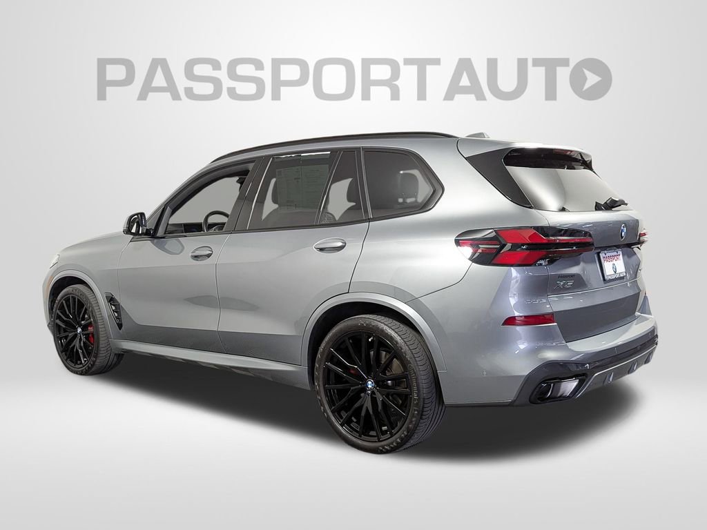 Certified 2024 BMW X5 xDrive40i w/ M Sport Package image 3