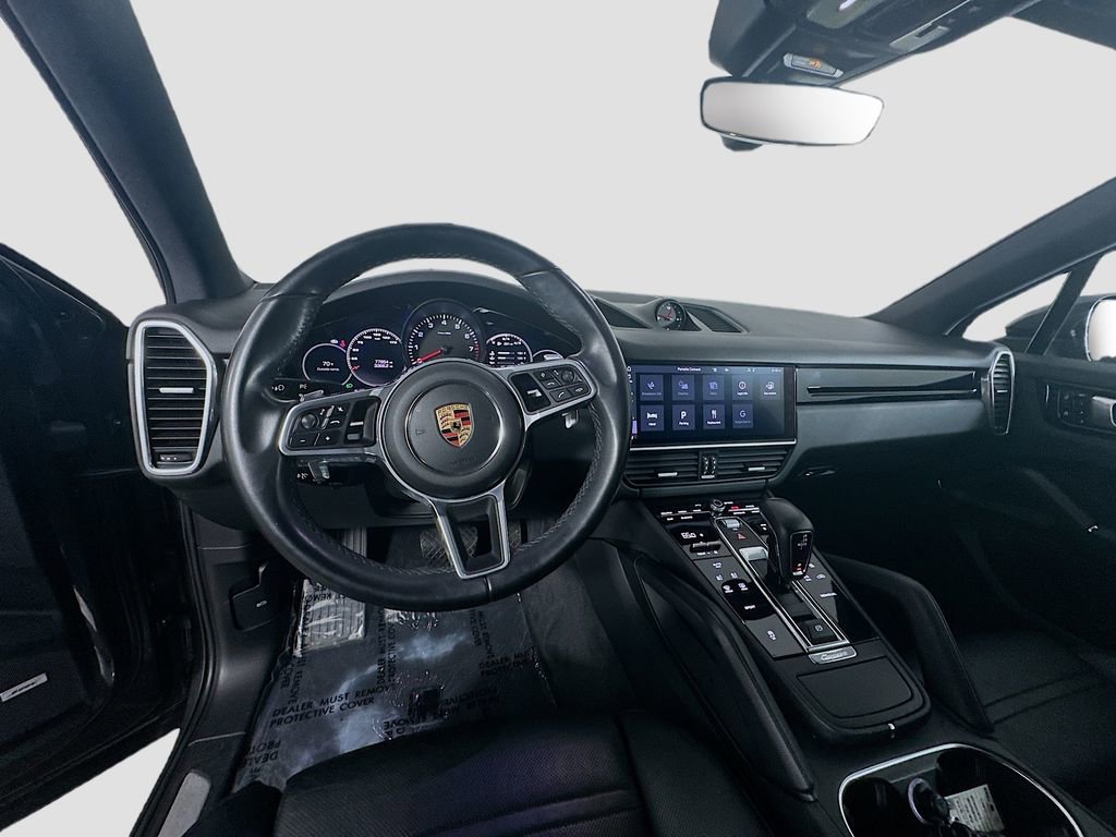 Used 2020 Porsche Cayenne image 23