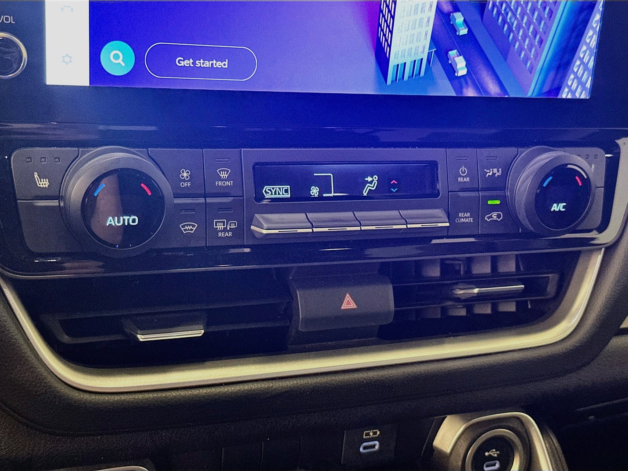 Used 2025 Toyota Grand Highlander AWD image 24