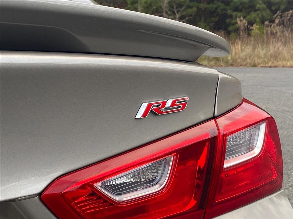 Used 2022 Chevrolet Malibu RS image 6