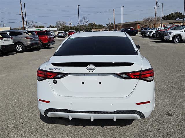 Used 2025 Nissan Sentra S image 4