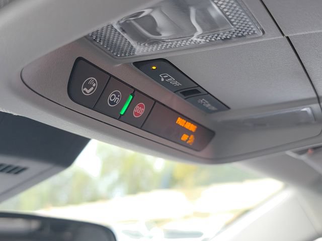 Certified 2023 Chevrolet Equinox LT w/ LPO, Cargo Package FWD image 37