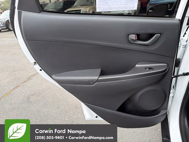 Used 2022 Hyundai Kona SE AWD/4WD image 28