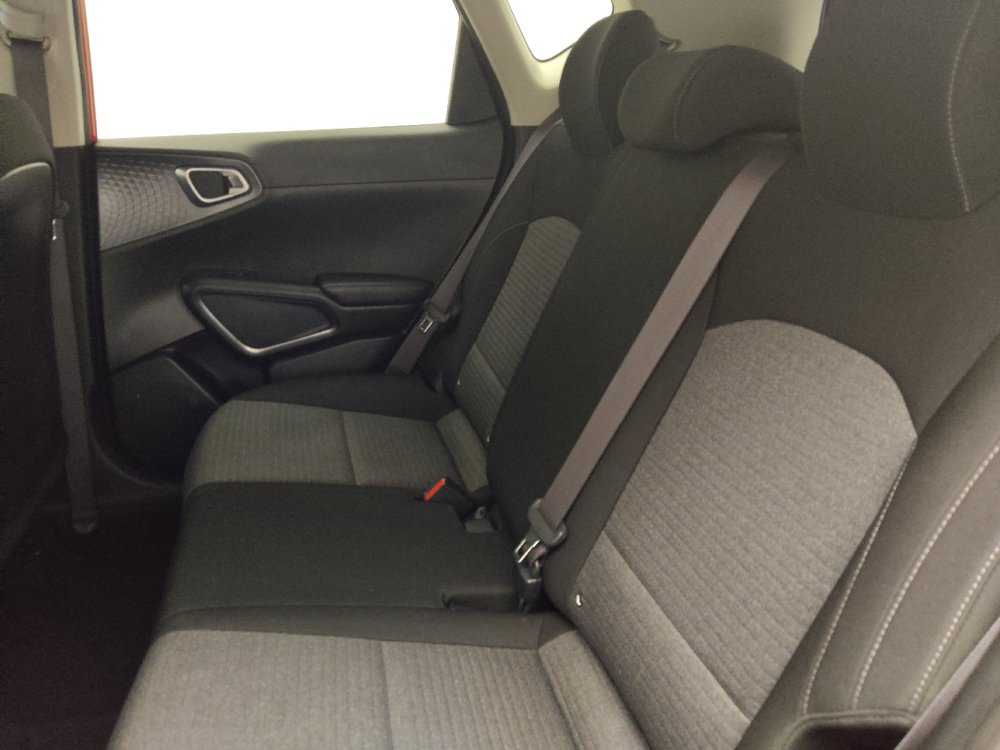 Used 2021 Kia Soul S FWD image 18