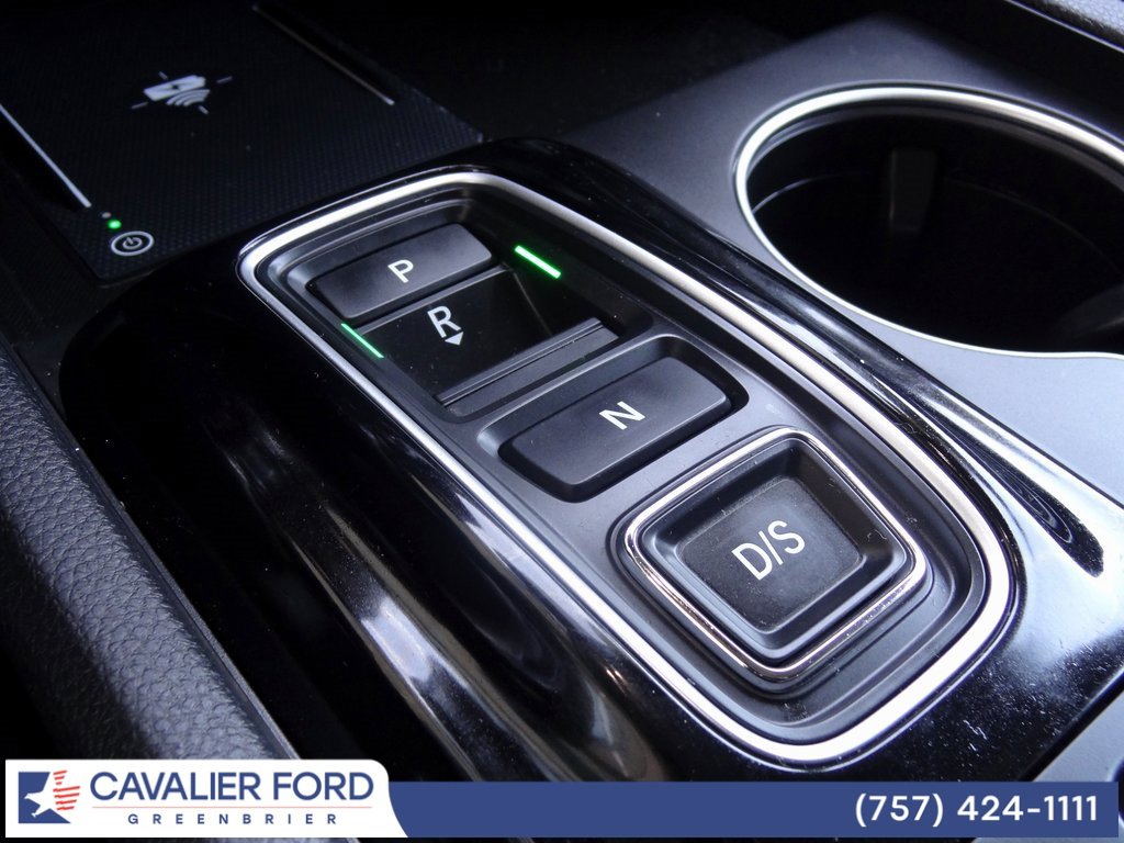 Used 2025 Honda Pilot Touring image 38