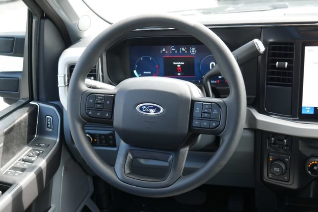 New 2026 Ford F350 XLT w/ XLT Premium Package AWD/4WD image 14
