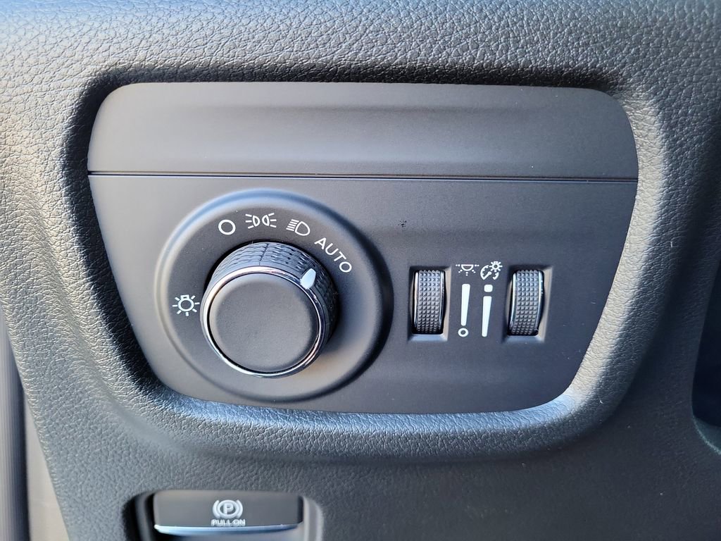 New 2025 Jeep Grand Cherokee Laredo X image 24