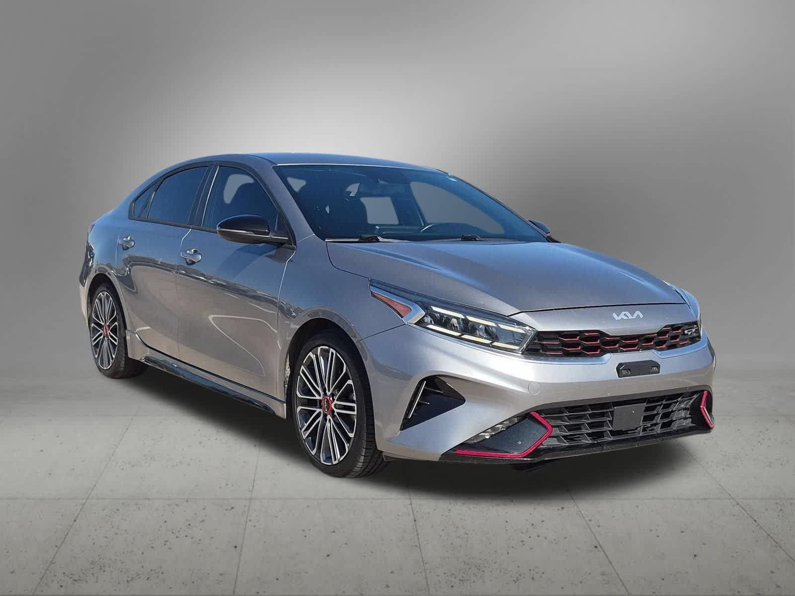 Used 2022 Kia Forte GT w/ GT Technology Package FWD image 8