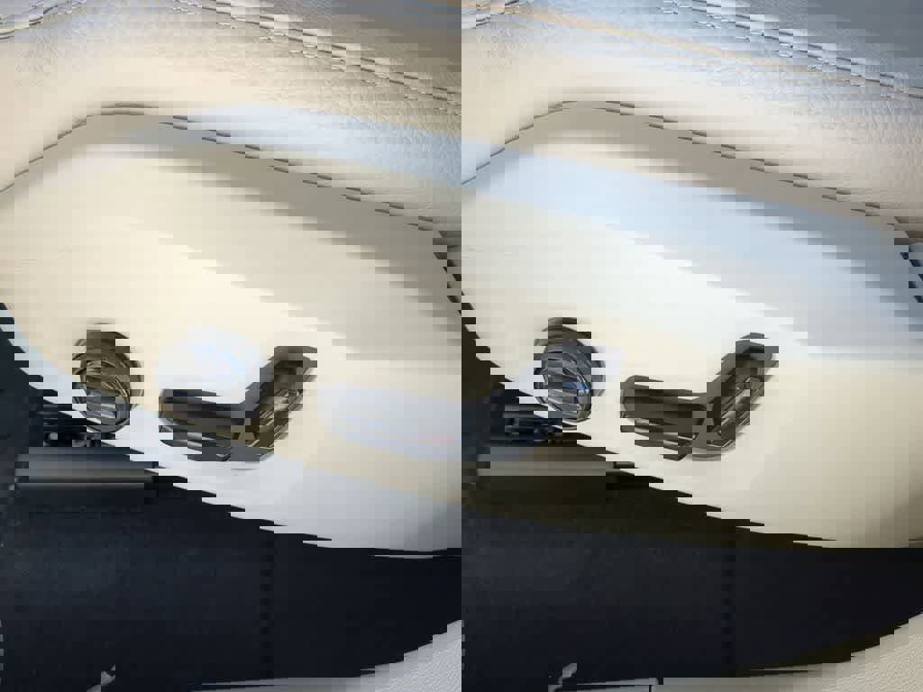 Used 2025 Volvo XC60 T8 Core w/ Protection Package Premier image 16