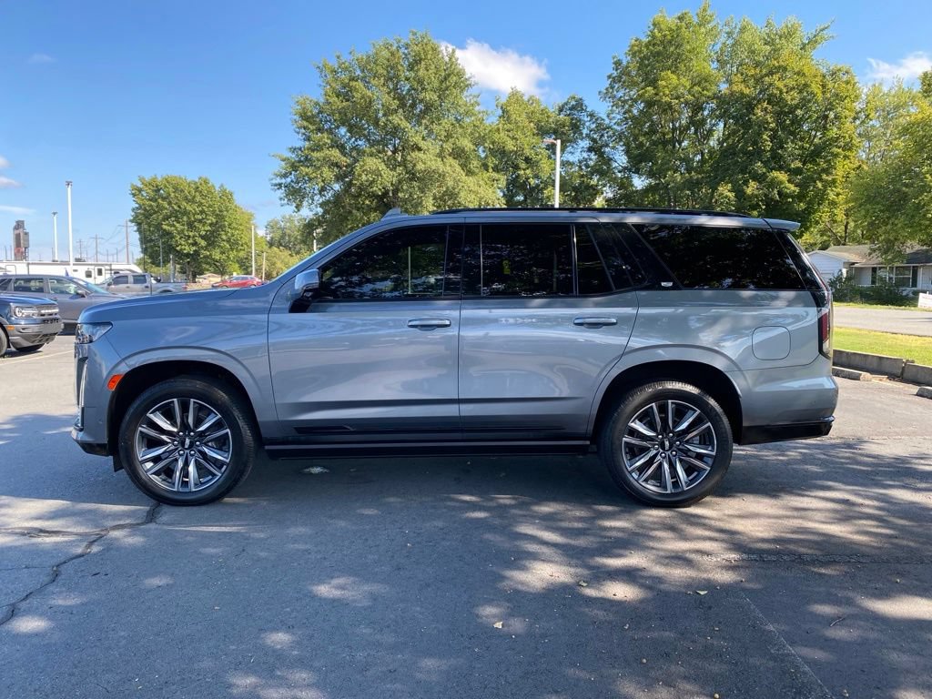 Used 2022 Cadillac Escalade Sport w/ Touring Package AWD/4WD image 4