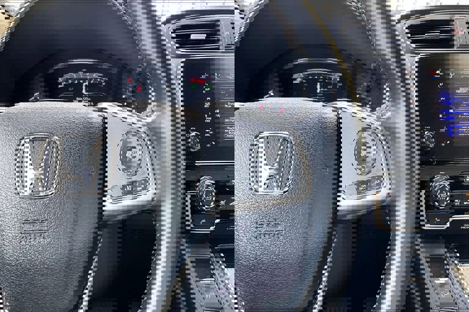 Used 2018 Honda CR-V Touring image 24