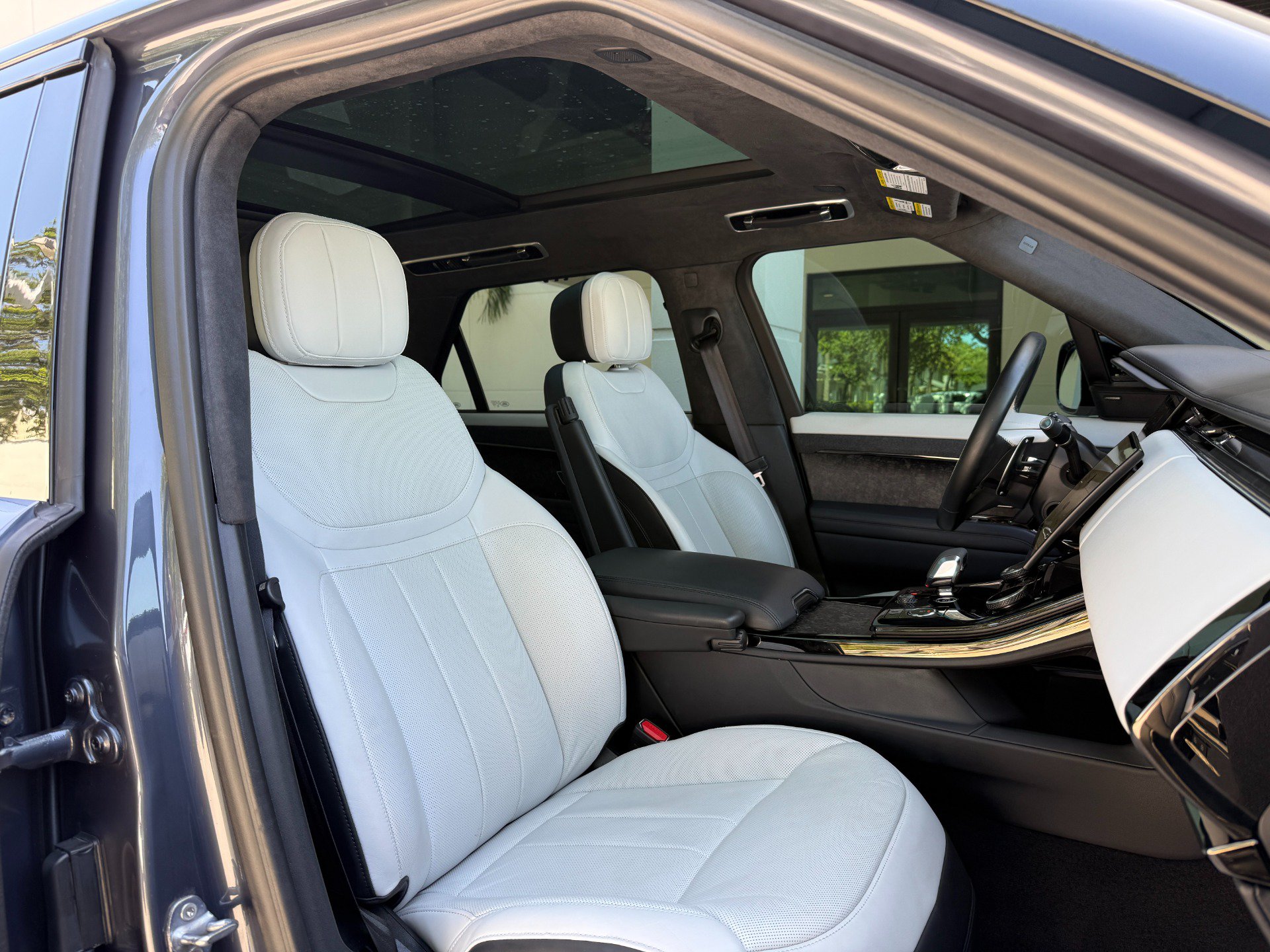 Used 2023 Land Rover Range Rover Sport First Edition AWD/4WD image 30