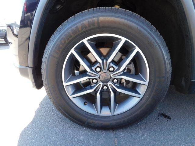 Used 2020 Jeep Grand Cherokee Limited image 9