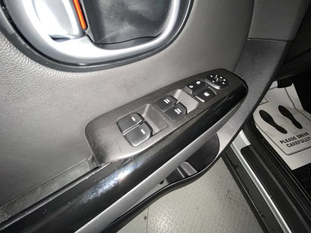 Used 2016 Kia Soul ! FWD image 13