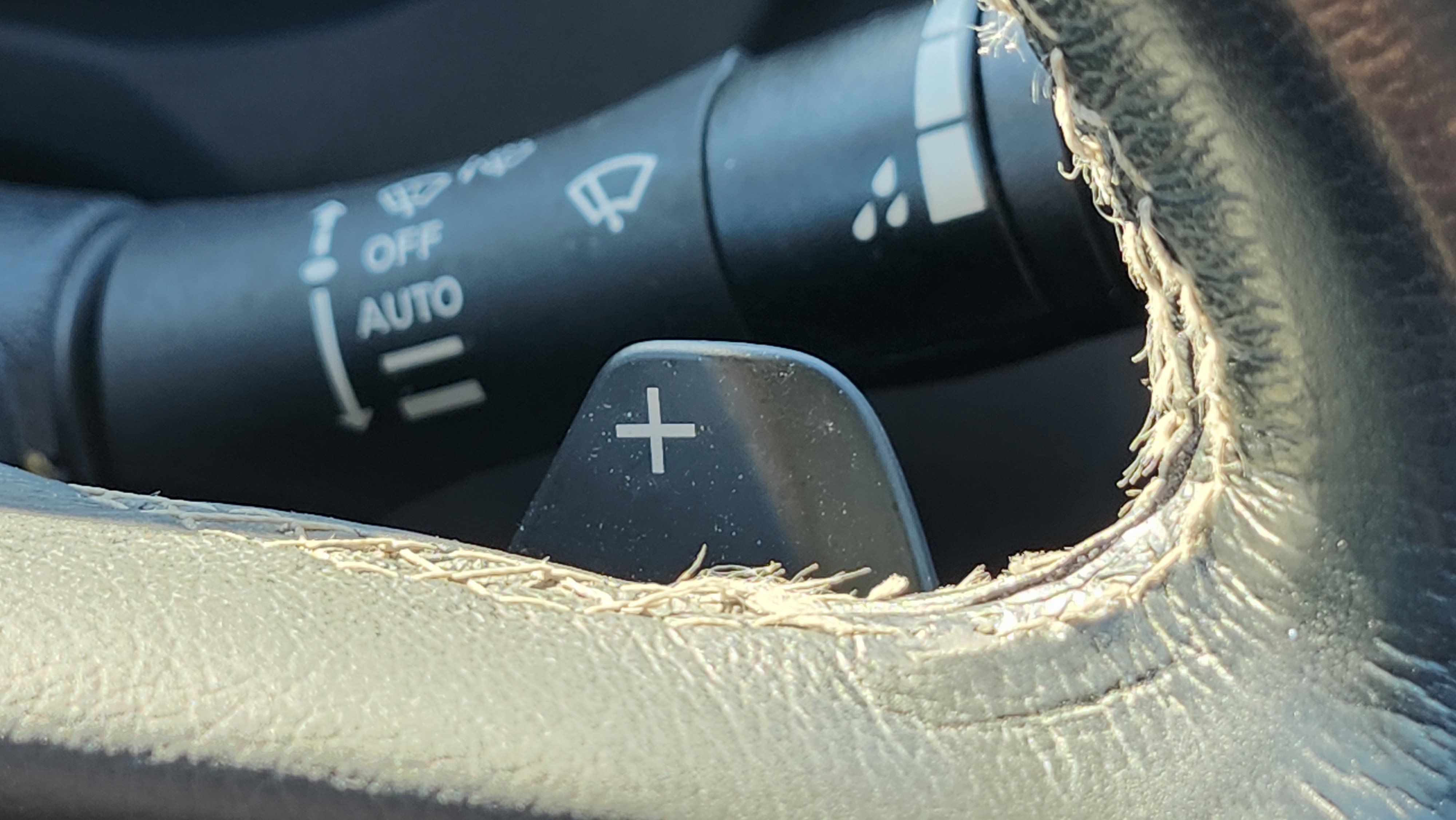 Used 2019 INFINITI QX50 Essential image 37