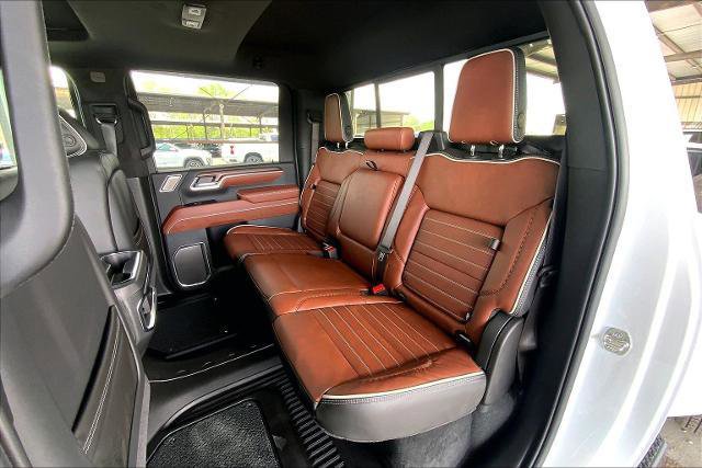 New 2026 GMC Sierra 3500 Denali Ultimate AWD/4WD image 13