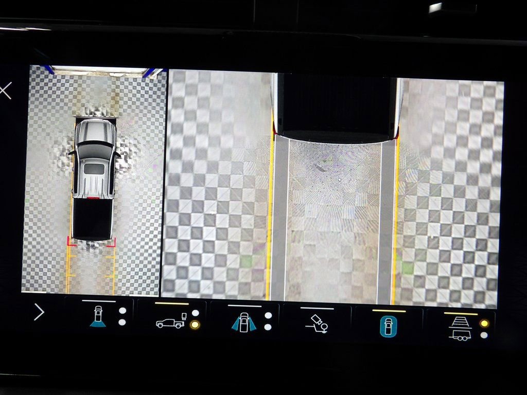 Used 2022 GMC Sierra 1500 AT4X image 16