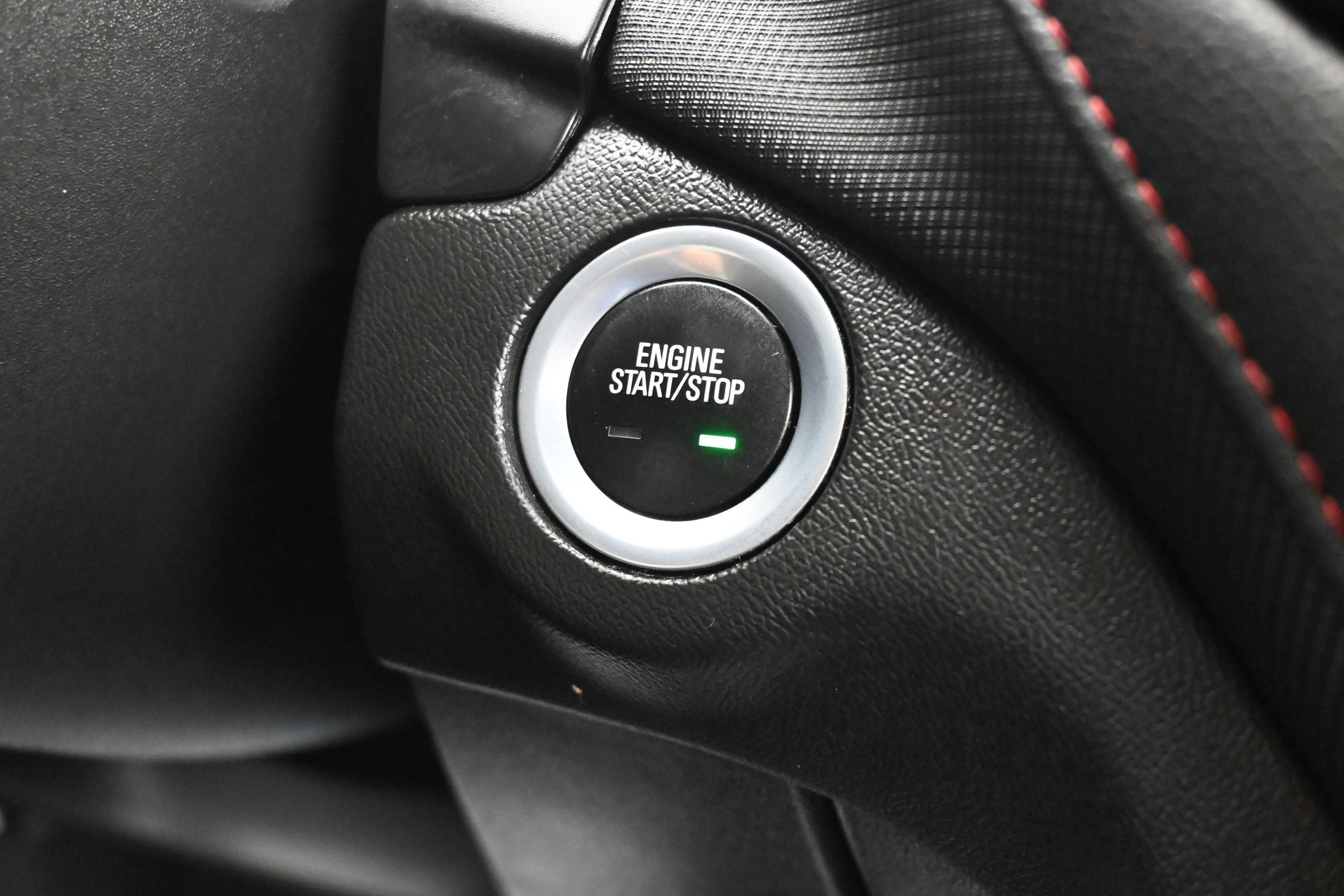 Certified 2023 Chevrolet Equinox RS FWD image 18