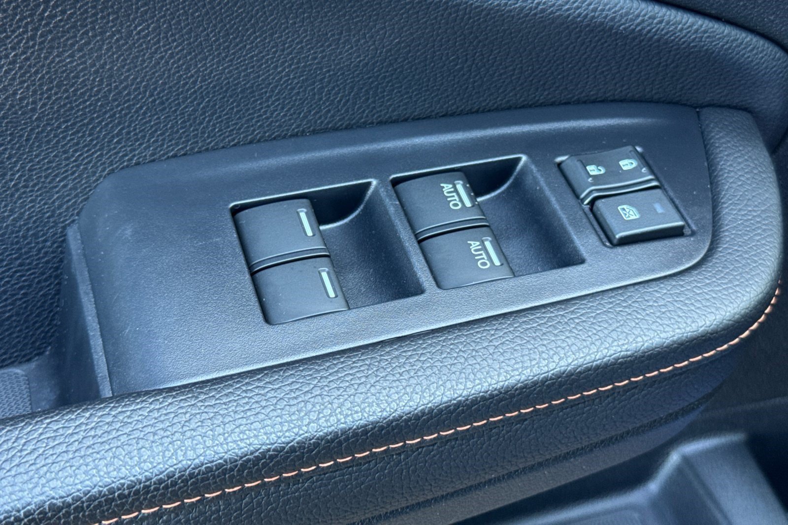 Used 2025 Honda Passport TrailSport image 14