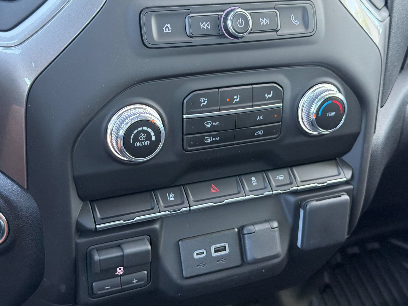 New 2026 GMC Sierra 3500 Pro RWD image 17